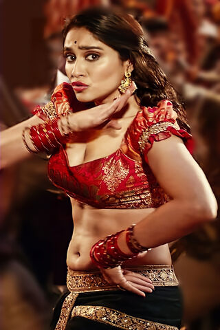 Regina: The Dance of Elegance 💃✨