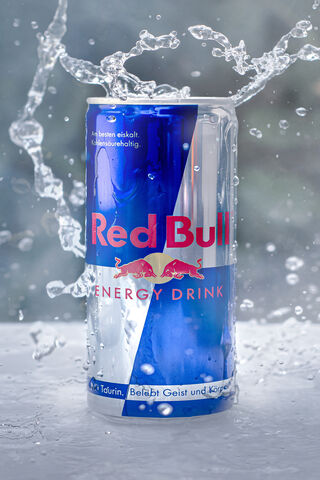 Splash of Energy: Red Bull Watersplash