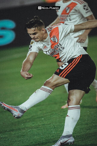 Rafael Santos Borré: The Goal-Scoring Machine ⚽🔥