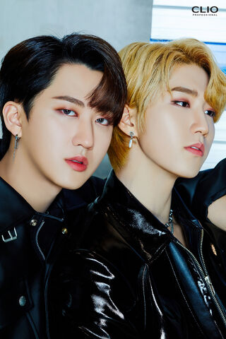 Dynamic Duo: Changbin & Han Shine Bright! ✨