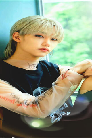 Felix: The Charismatic Star of SKZ 🌟