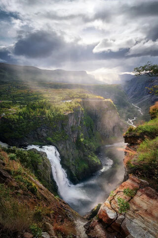 Nature's Majestic Cascade 🌊✨