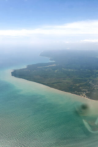 Aerial Serenity: The Beauty of Jamaica 🌴✈️