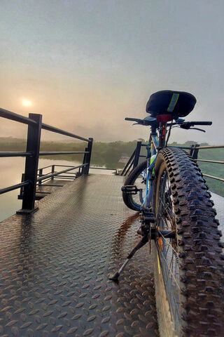 Dawn Adventures 🚴 ️🌅