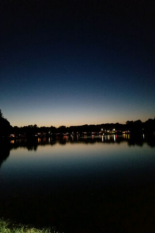 Tranquil Twilight Reflections 🌅✨