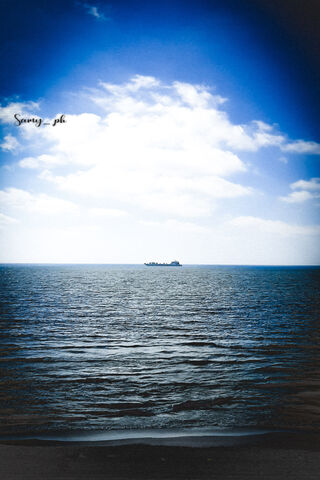 Serenity on the Horizon 🌊⛴️