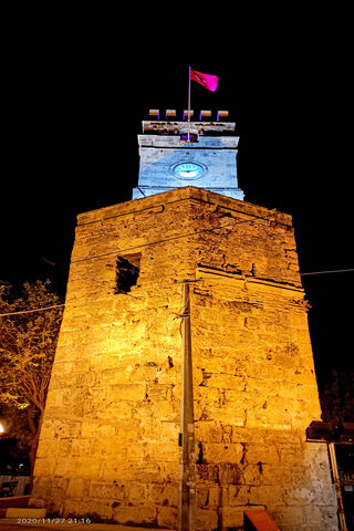 The Majestic Saat Kulesi: A Beacon of History 🌟