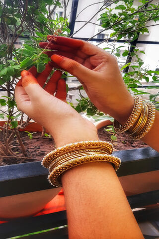 Elegance in Tradition: A Touch of Heritage