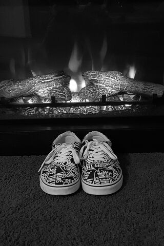 Vans by the Warm Glow 🔥👟