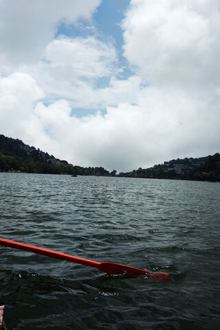 Serenity on the Water: A Rowing Adventure 🚣 🌊