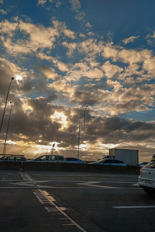 Sunset Serenity: A Glimpse of Por Do Sol 🌅