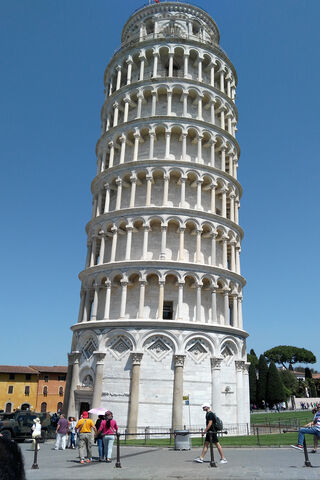 The Leaning Wonder of Pisa 🇮🇹