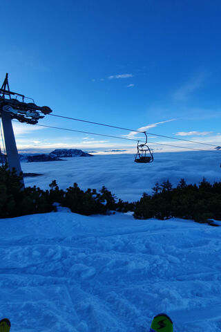 Ski Mountain Bliss: A Winter Wonderland ❄️🏔️
