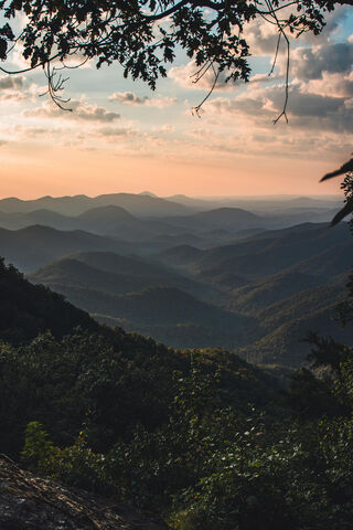 Serenity on the Appalachian Trail 🌄