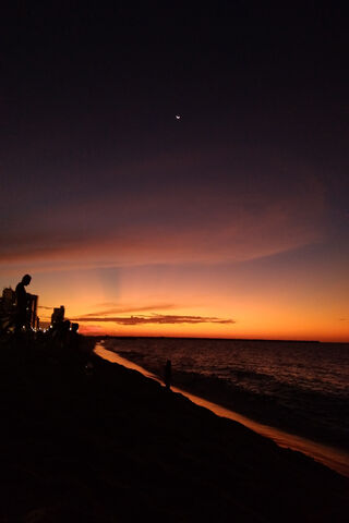 Sunset Serenity at Beira Mar 🌅