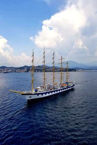 Sailing the High Seas: A Majestic Tall Ship Adventure 🚢🌊