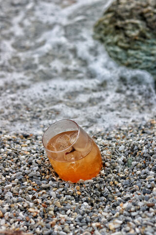 Tropical Bliss: A Cocktail by the Shore 🌊🍹