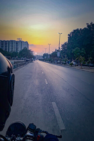 Awakening the City: A New Day Begins 🌅