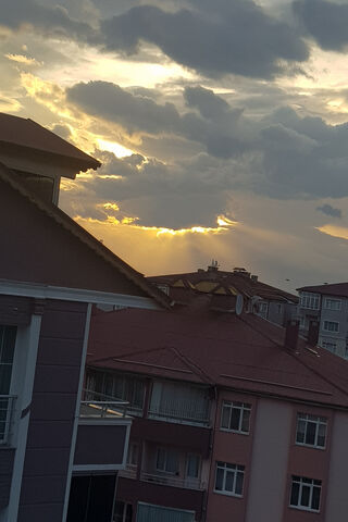 Golden Hour Over the City 🌇✨