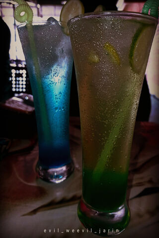 Refreshing Sips of Summer Bliss 🍹✨