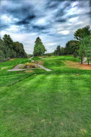 Serenity on the Greens: A Golf Course Escape