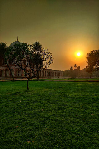 Sunset Serenity at Humayun's Tomb 🌅