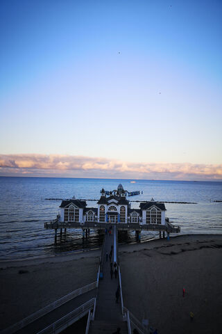 Serenity at Meer: A Coastal Escape 🌊✨