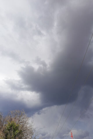 Stormy Skies: Nature's Canvas 🌩️