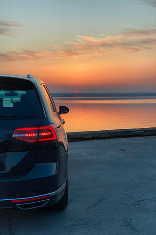 Sunset Serenity with the Passat B8 🌅🚗