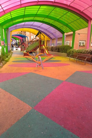 Colorful Adventures Await at Parque! 🌈🎠