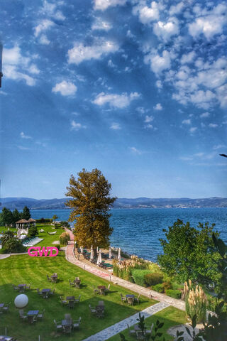 Serenity by the Water: Richmondnua Hotel