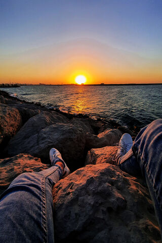 Golden Horizons: Embracing the Sunset 🌅✨