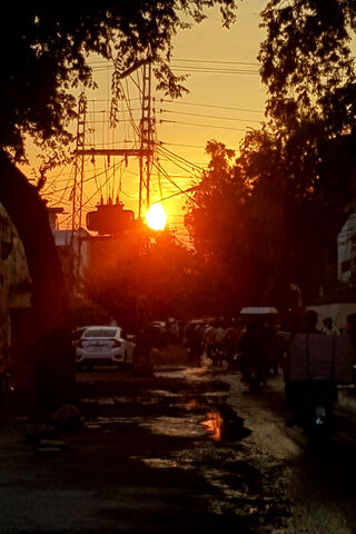 Golden Hour Glow 🌅