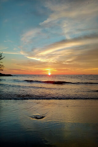 Sunset Serenity at Tanjung Batu Bintulu 🌅
