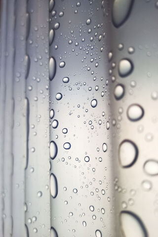 Nature's Tiny Jewels: Waterdrops