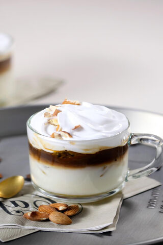 Creamy Delight: The Perfect Cream Coffee ☕️✨
