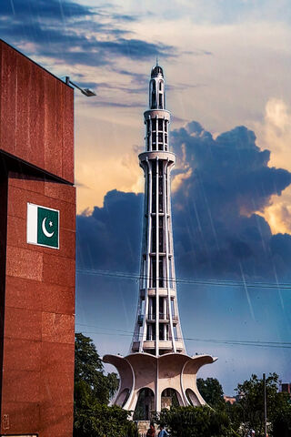 Majestic Minar-e-Pakistan: A Symbol of Unity 🇵🇰