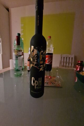 Cph Vodka: A Toast to Flavor! 🍸