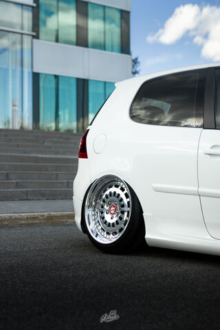 Sleek and Low: The Bagged MK5 Beauty 🚗✨