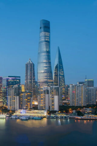 Dubai's Dazzling Skyline at Dusk 🌆✨