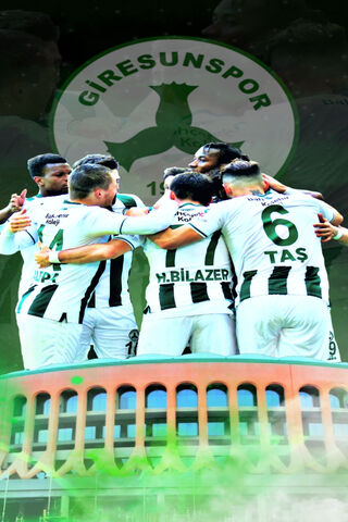 Giresunspor: Unity in Green and White! ⚽💚