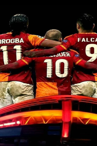 Legends of Galatasaray: A Triumphant Trio! ⚽️🔥