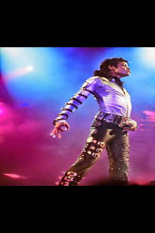 Moonwalk Magic: The King of Pop in Action! 🌟
