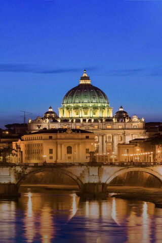 Evening Glow Over the Eternal City 🌆✨