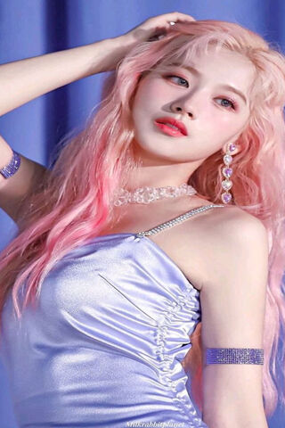 Sana's Enchanting Glow ✨