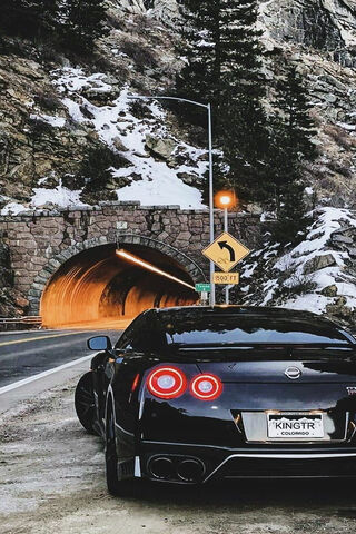 GTR R35: The Ultimate Driving Machine 🚗💨