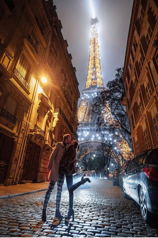 Romance Under the Eiffel Tower 🌟❤️