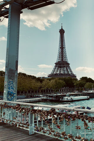 Eiffel Tower: A Love Story in Paris 💖