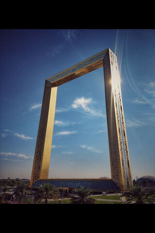 A Glimpse Through Time: The Dubai Frame