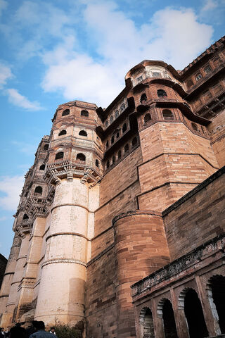 Majestic Fort: A Glimpse into History 🏰✨
